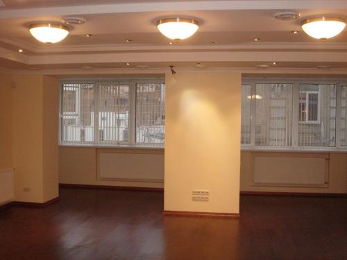 Rent out office. Киев, Михайловский пер. — photo 2