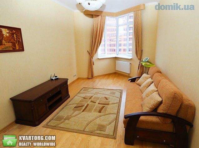 Rent out 3-room apartment. Киев,  Щорса — photo 9