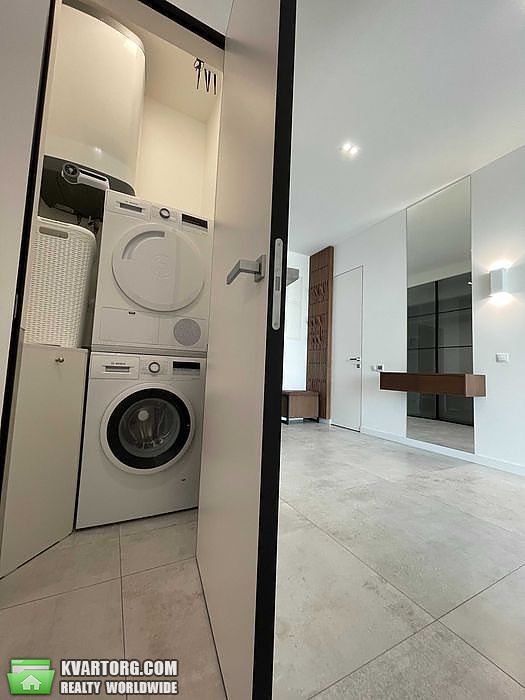 Rent out 3-room apartment. Киев,  Никольско-Слободская — photo 1
