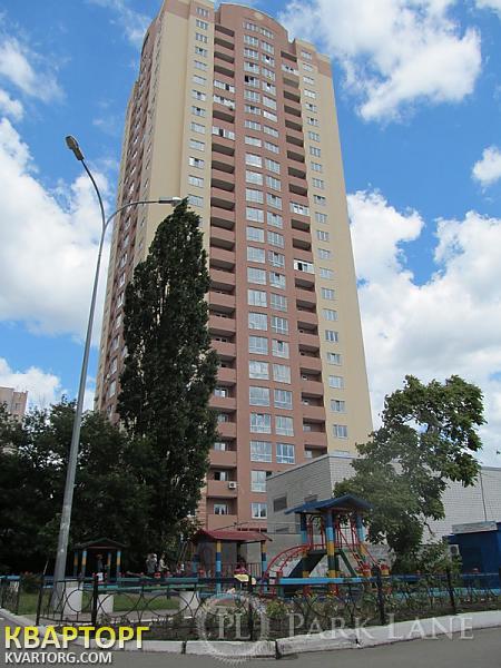 Sell 3-room apartment. Киев,  Моторный пер — photo 1