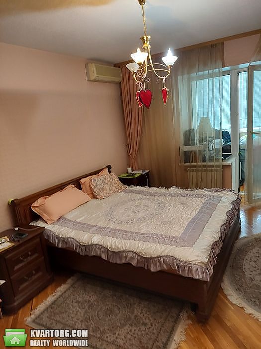 Sell 3-room apartment. Киев,  Урловская — photo 4