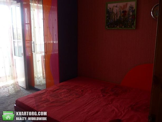 Rent out 2-room apartment. Киев,  Кучера — photo 2