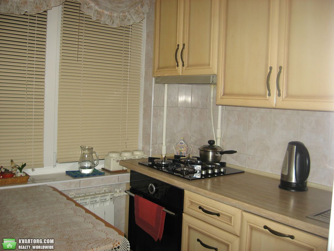 Sell 3-room apartment. Киев,  Ватутина пр — photo 2