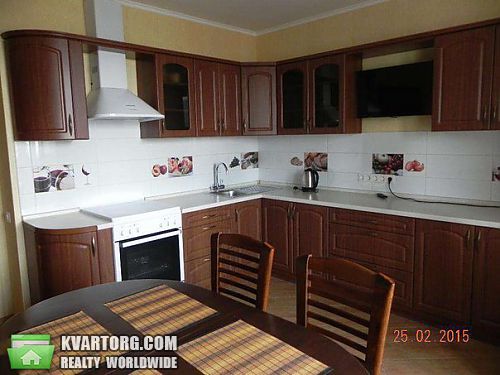 Rent out 2-room apartment. Киев, Харьковское шоссе — photo 1