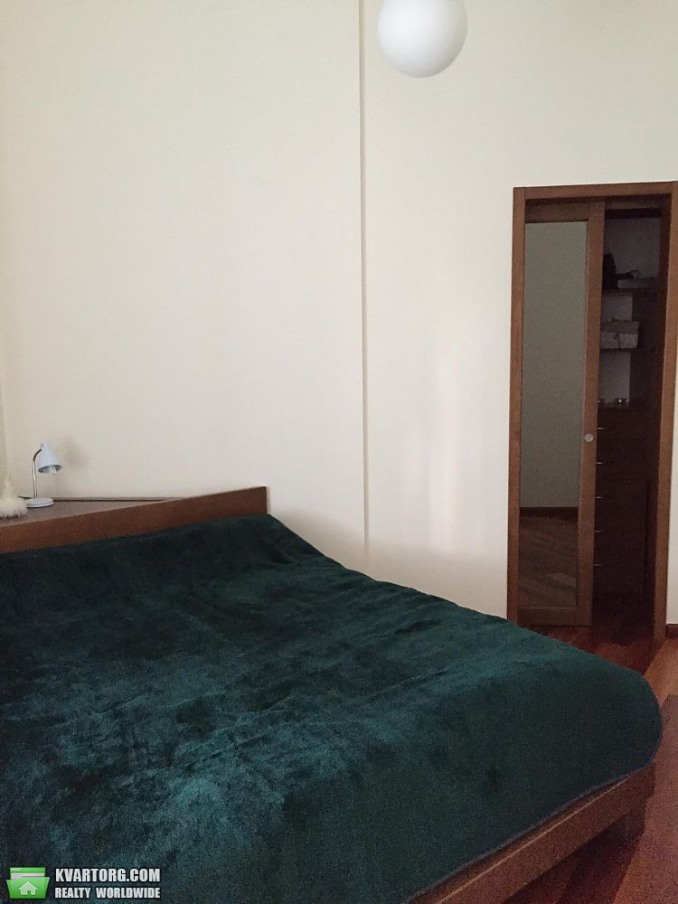 Rent out 2-room apartment. Киев,  Городецкого — photo 4