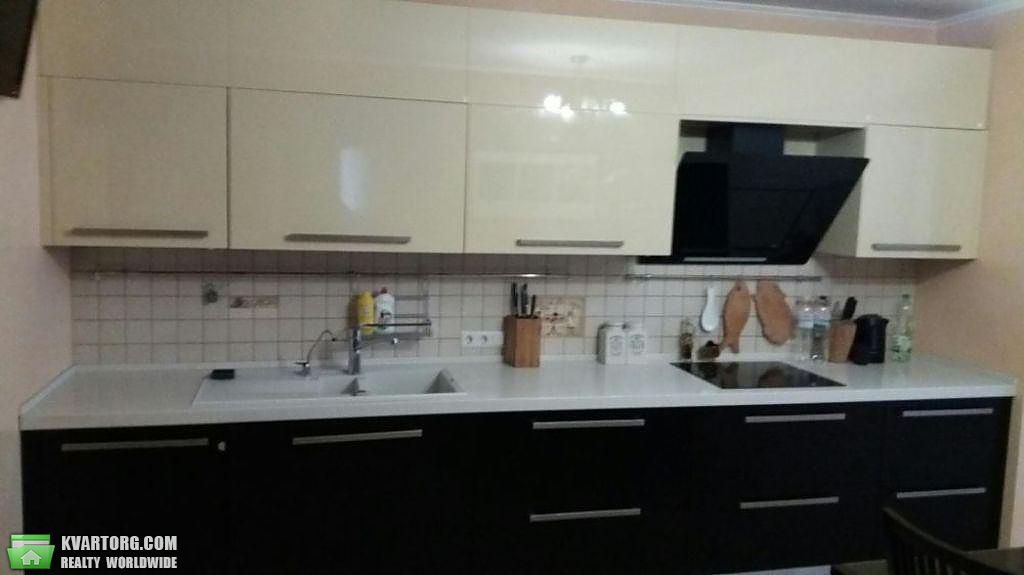 Rent out 3-room apartment. Киев,  Минина — photo 7