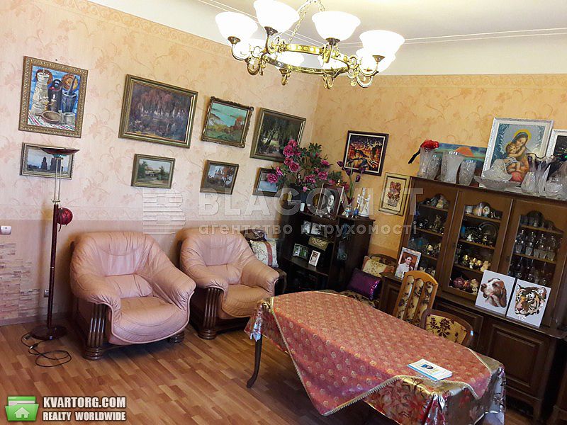 Sell 3-room apartment. Киев,  Институтская — photo 2