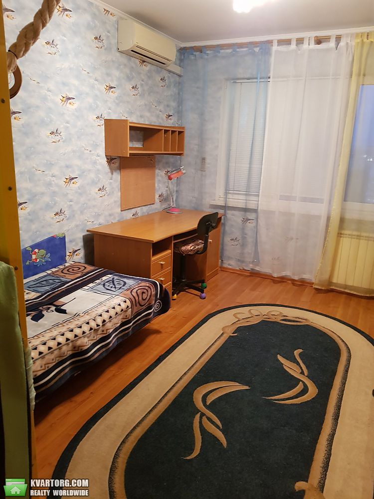 Rent out 2-room apartment. Киев,  Симиренко — photo 7