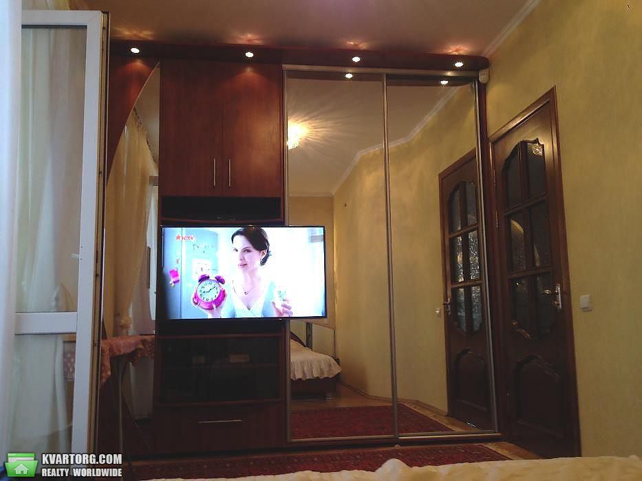 Rent out 3-room apartment. Киев,  Мельникова — photo 5