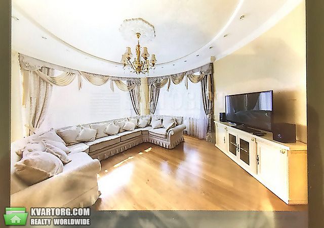 Rent out 4-room apartment. Киев,  Златоустовская — photo 1