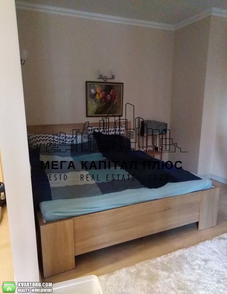 Rent out 1-room apartment. Киев,  Дегтяревская — photo 2