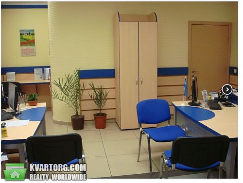 Rent out office. Киев, Верхний Вал — photo 1