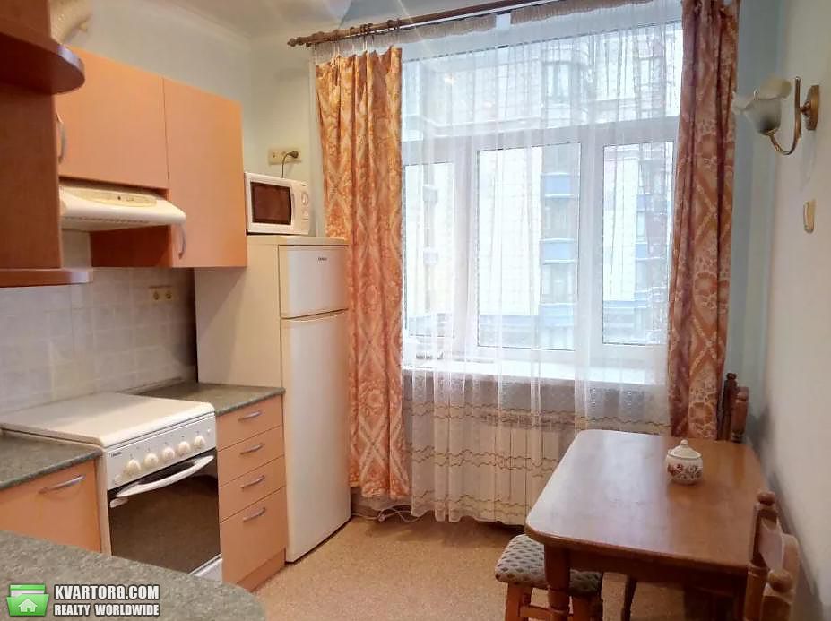 Rent out 2-room apartment. Киев,  Институтская — photo 5