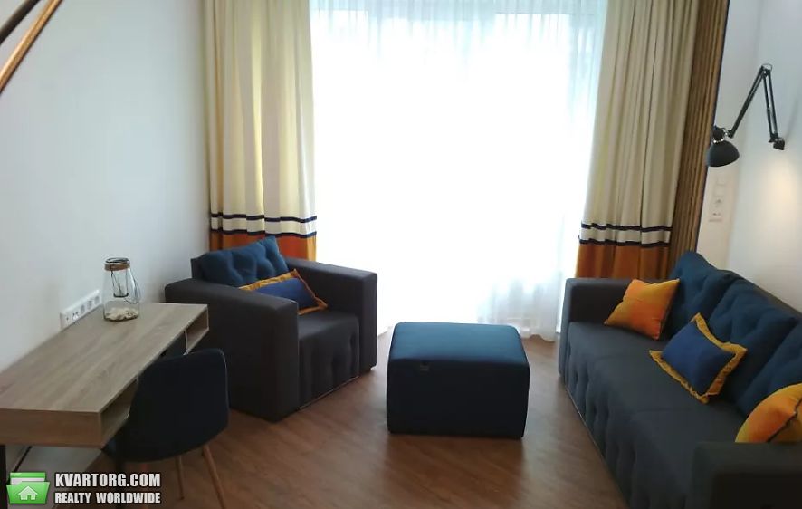 Rent out 2-room apartment. Киев, Митрополита Липковского — photo 1