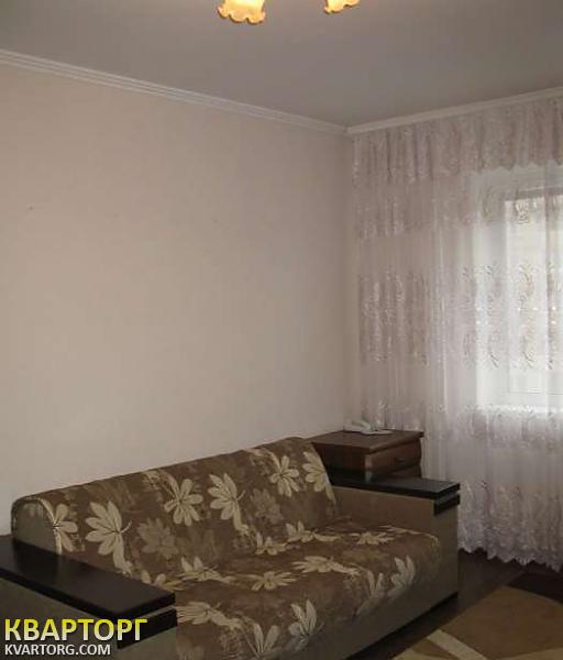 Sell 2-room apartment. Киев,  Хорольская — photo 3