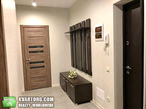 Rent out 2-room apartment. Киев,  Предславинская — photo 9