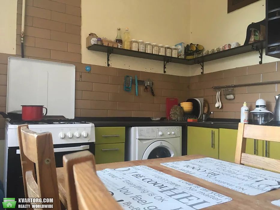 Rent out 2-room apartment. Киев,  Антоновича — photo 1
