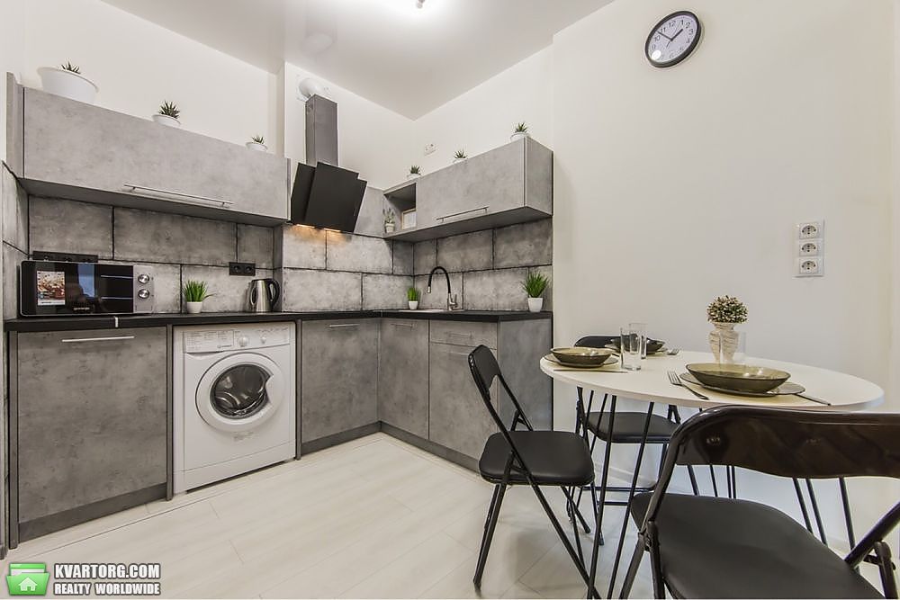 Sell 1-room apartment. Киев, пр. Соборности — photo 1