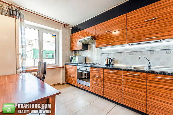 Rent out 2-room apartment. Киев,  Андреевская — photo 1