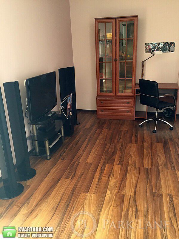 Sell 1-room apartment. Киев,  Днепровская наб — photo 2