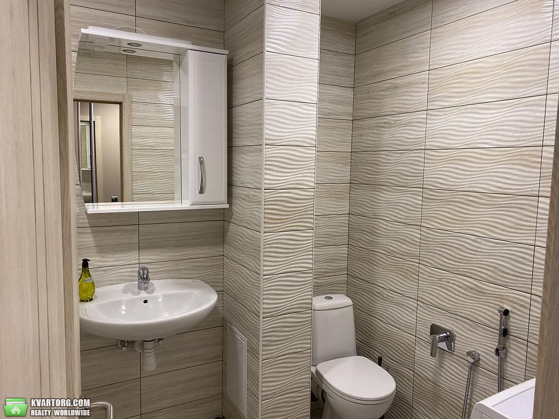 Rent out 1-room apartment. Киев,  Московская — photo 9