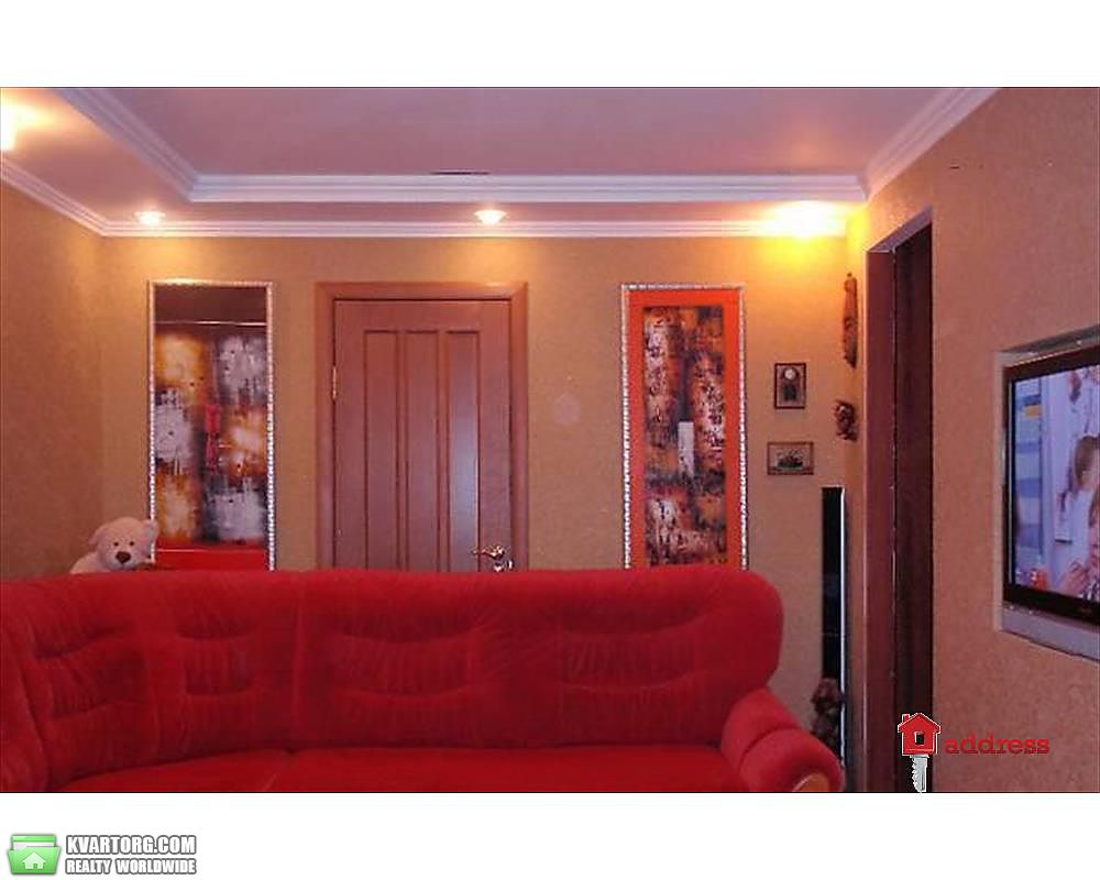 Sell 2-room apartment. Киев, ул. Набережно-Луговая 3а — photo 1