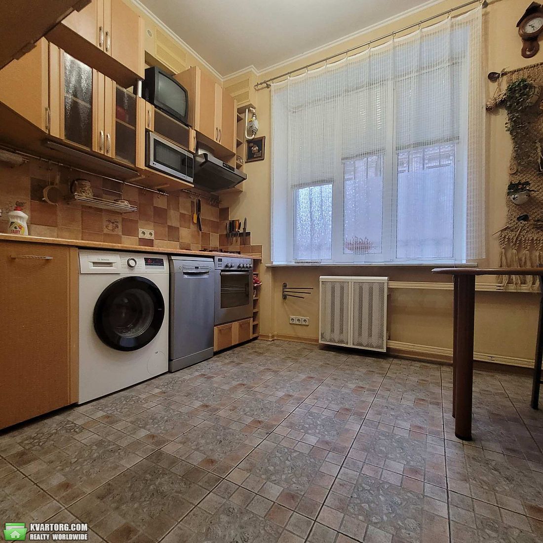 Rent out 2-room apartment. Киев,  Кудрявская — photo 2