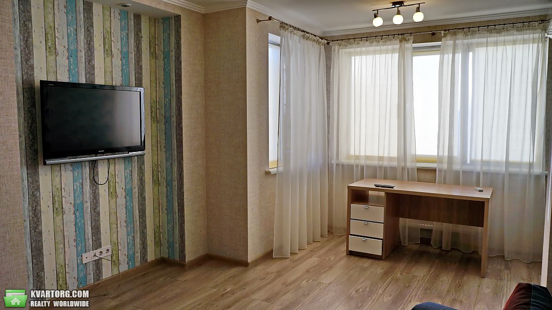 Rent out 4-room apartment. Киев,  Шумского — photo 7