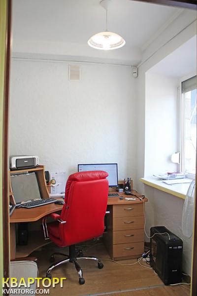 Sell shop. Киев,  Соломенская — photo 1