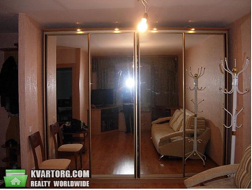 Rent out 1-room apartment. Киев, Градинская — photo 4