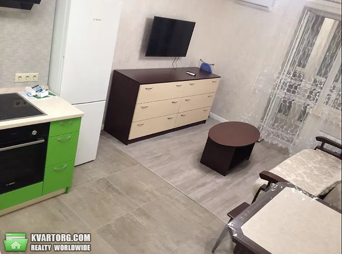 Rent out 1-room apartment. Киев,  Гарматная — photo 2