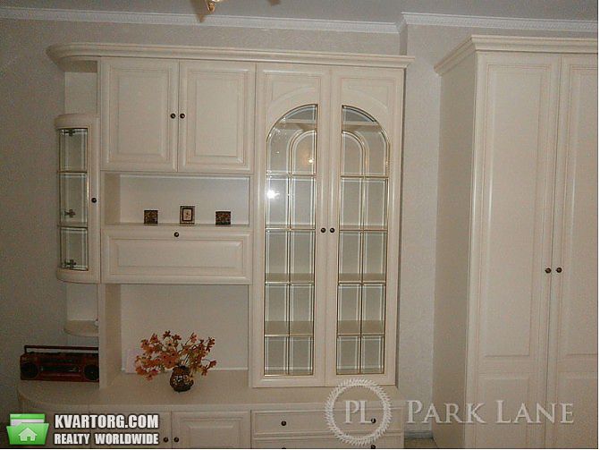 Sell 2-room apartment. Киев,  Урловская — photo 2