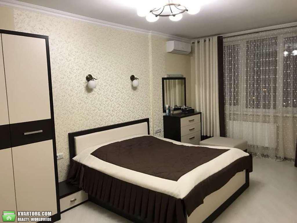 Rent out 2-room apartment. Киев,  Вильямса — photo 4