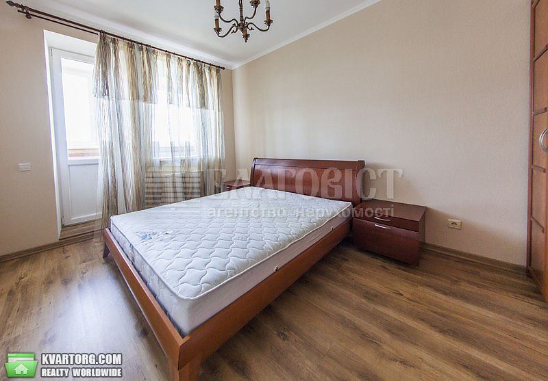 Rent out 3-room apartment. Киев,  Гоголевская — photo 3