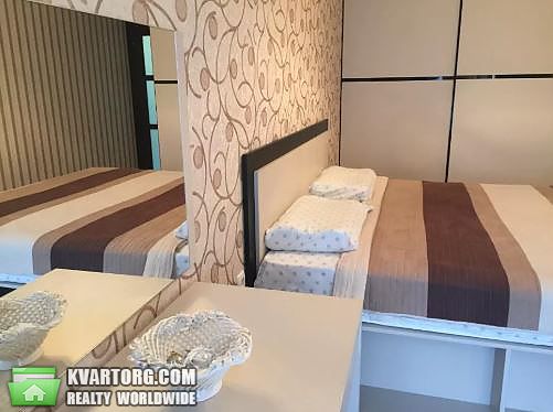 Rent out 2-room apartment. Киев, Регенераторная — photo 4