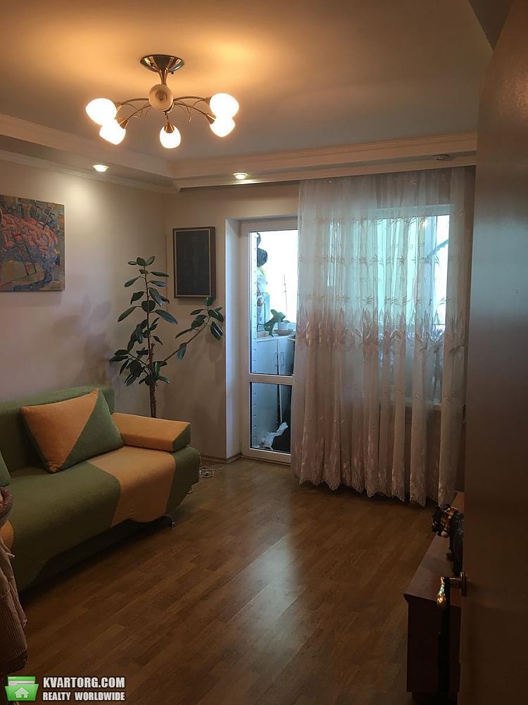 Sell 1-room apartment. Киев,  Харьковское шоссе — photo 1