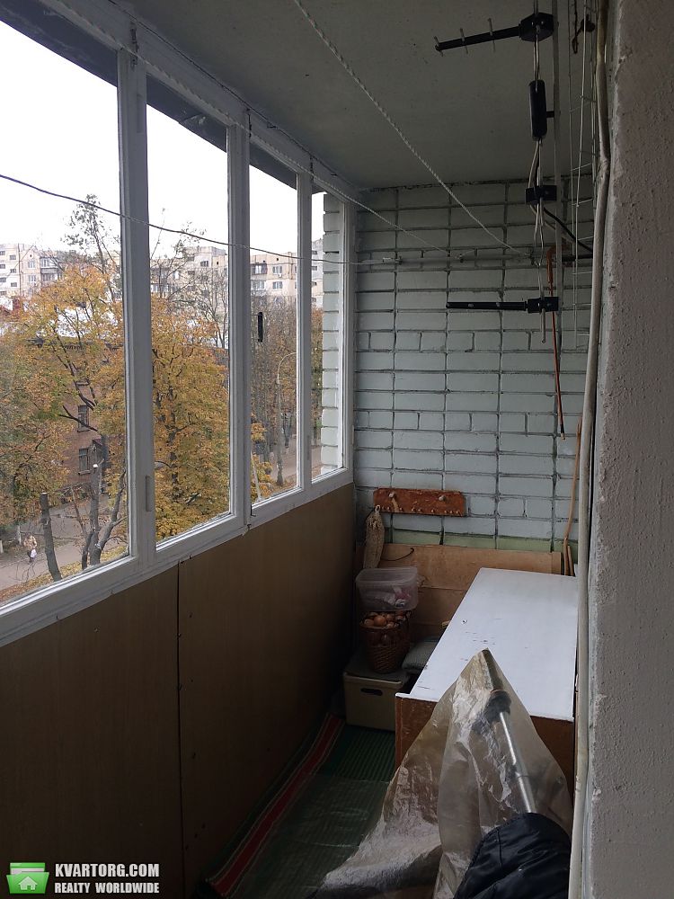 Sell 3-room apartment. Киев,  Макеевская — photo 9