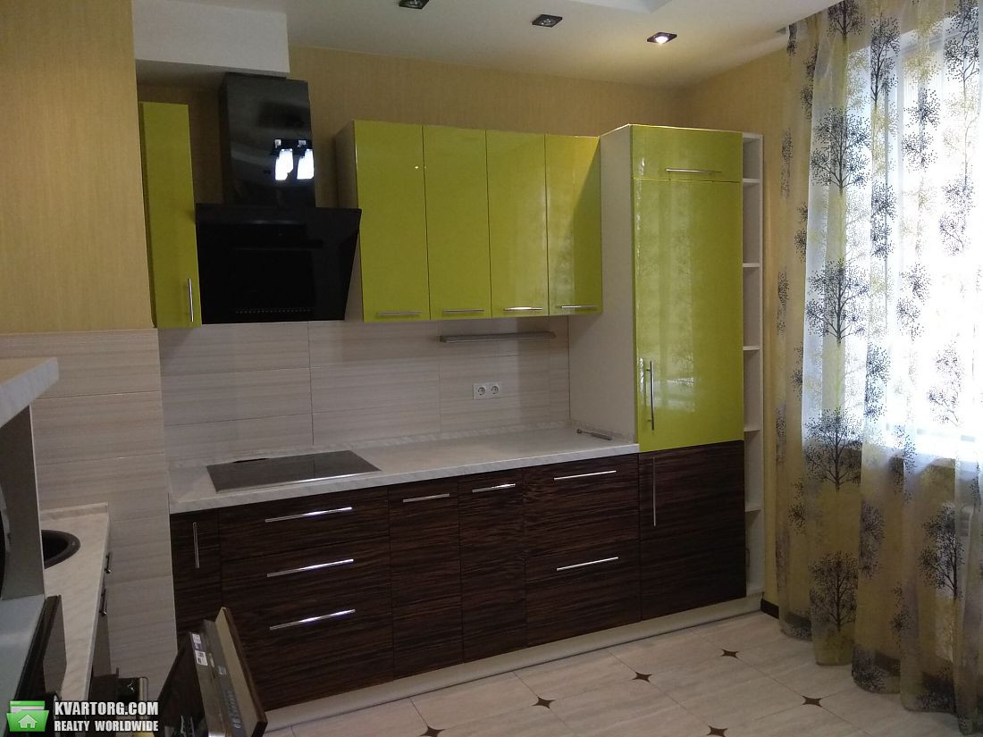 Rent out 2-room apartment. Киев,  Кольцова бул — photo 3