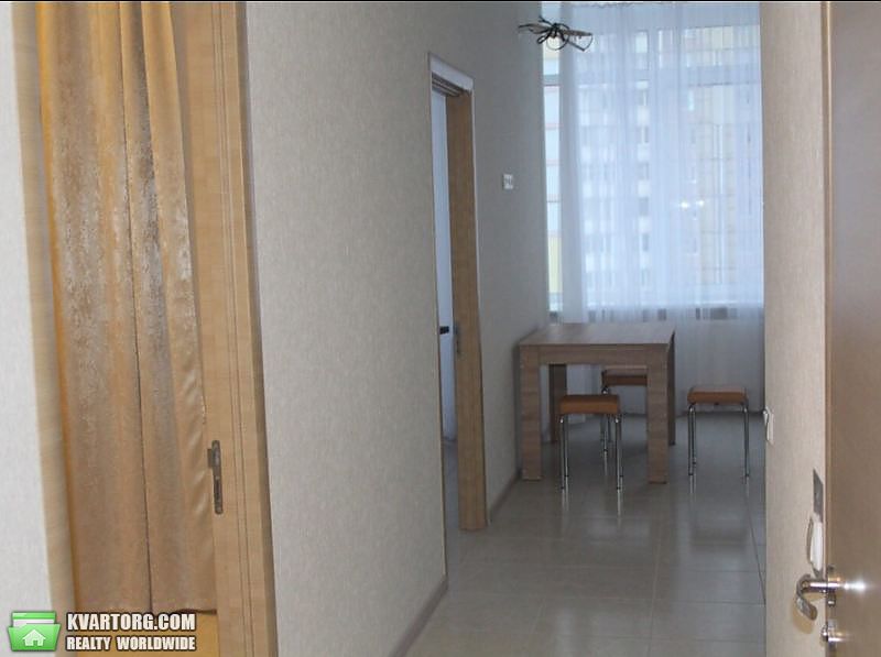 Rent out 2-room apartment. Киев, Ефремова — photo 1