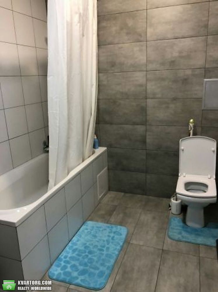 Rent out 2-room apartment. Киев,  Окипной — photo 4