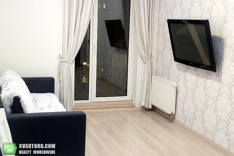 Rent out 1-room apartment. Киев, Регенераторная — photo 1