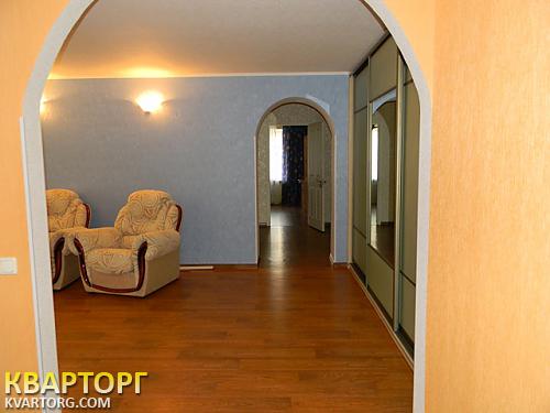 Rent out 3-room apartment. Киев,  Бажана — photo 9