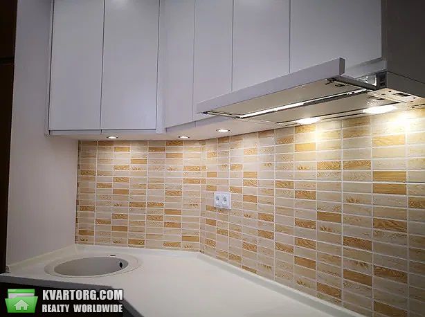Sell 1-room apartment. Киев,  Олевская — photo 1