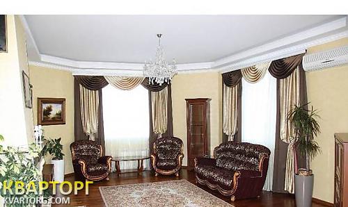 Rent out house. Киев, Богатырская — photo 9