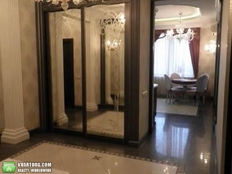 Rent out 3-room apartment. Киев,  Дмитриевская — photo 4