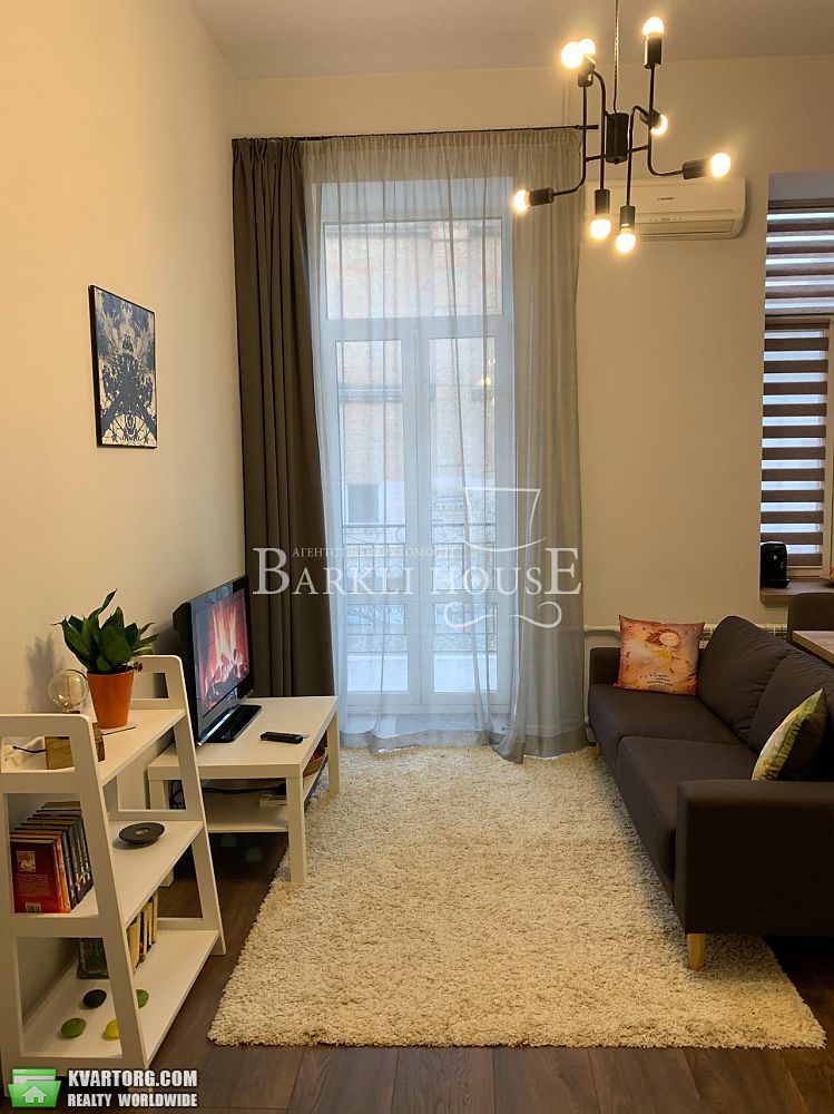 Rent out 2-room apartment. Киев,  Рейтарская — photo 6