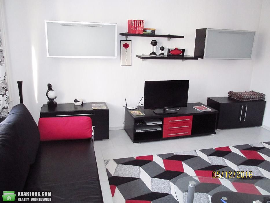 Rent out 2-room apartment. Киев,  Шелковичная — photo 5