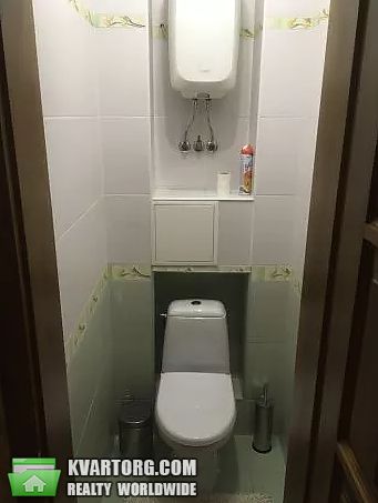 Rent out 2-room apartment. Киев,  Урловская — photo 8