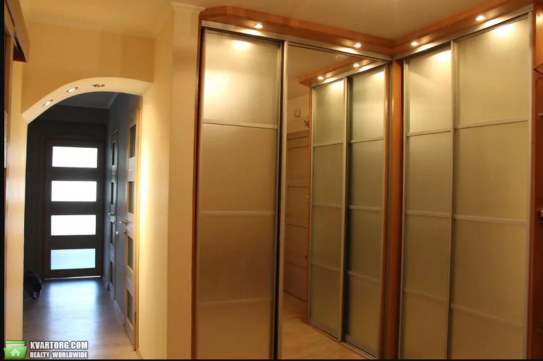 Rent out 3-room apartment. Киев,  Никольско-Слободская — photo 5