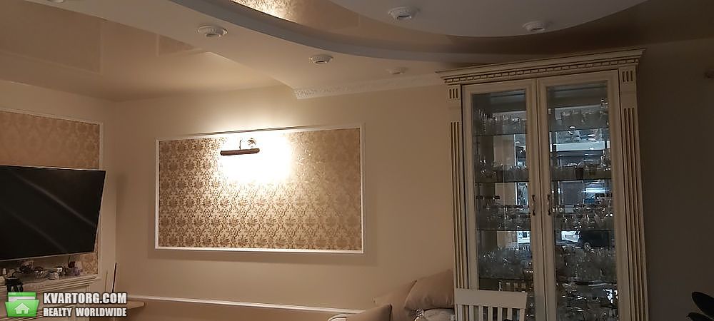 Sell 3-room apartment. Киев,  Маяковского — photo 2